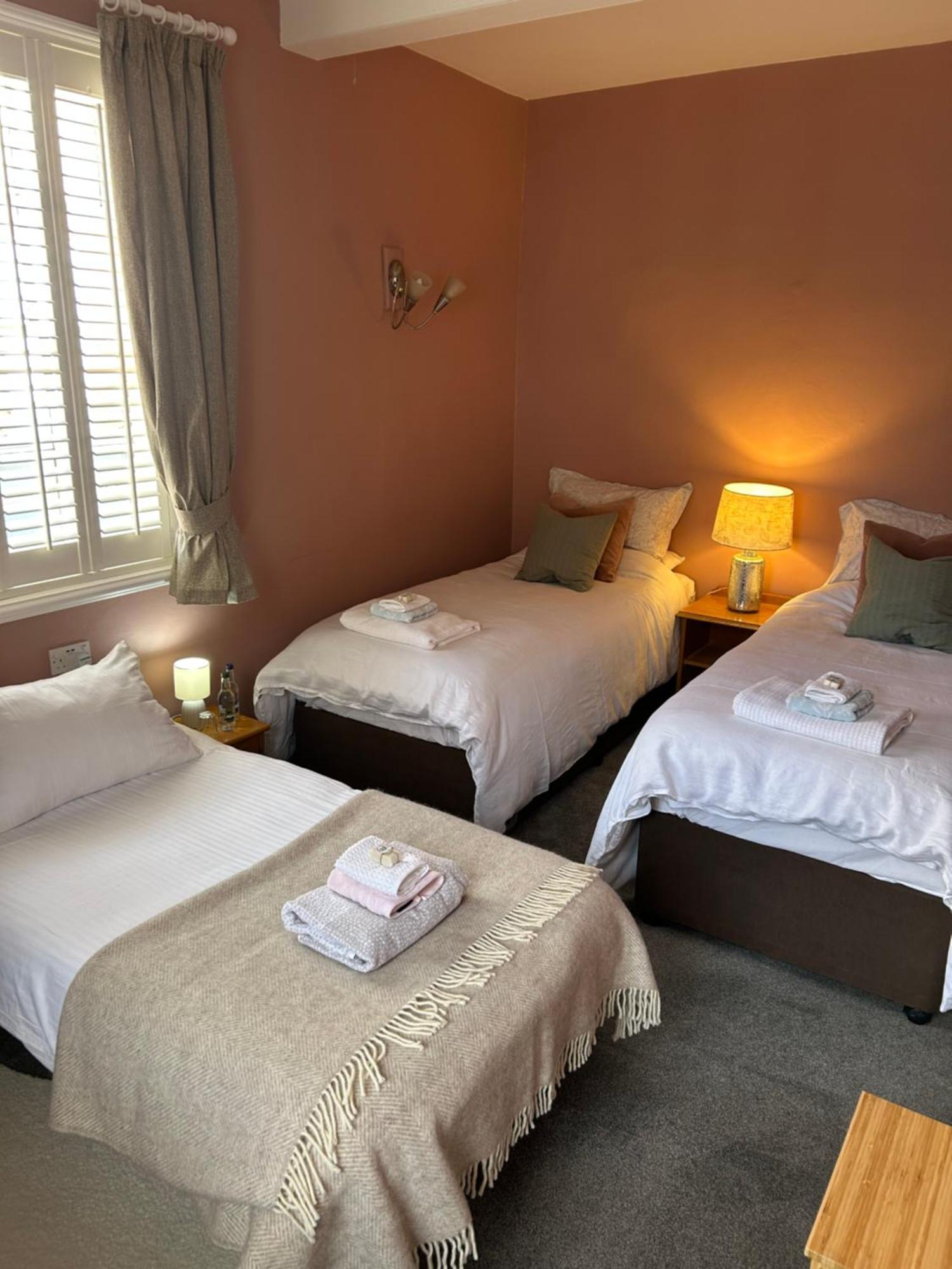 Hotel The Crown à Southwell  Extérieur photo